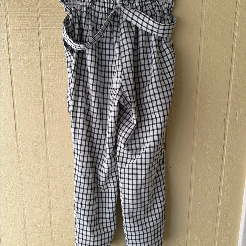 Forever 21 Black and White Checkered Trousers - Picture 2 of 2